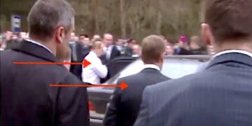 Naiwni czy posłuszni