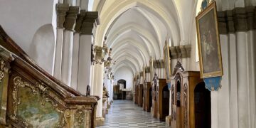 Układać się ze światem czy układać świat