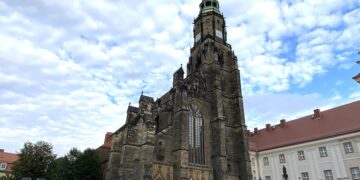 Światło świata i świat światła