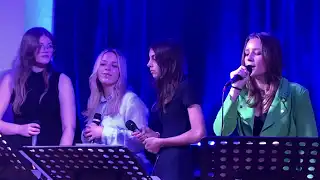 „Czas tak szybko płynie…”