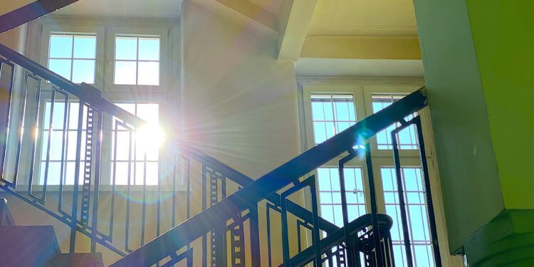 Edukacja i wychowanie ku gwiazdom