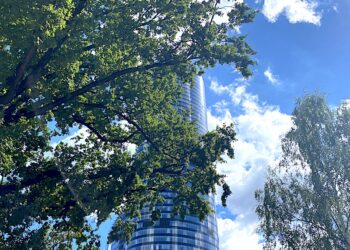 Jak dużo niebo może znieść